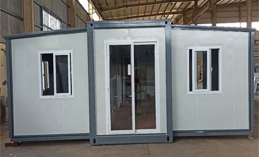 Expandable container houses