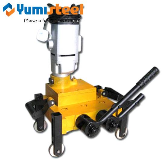 Оверлочная швейная машина