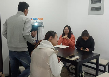 Обучение работе с CRM-системой в компании Yumisteel